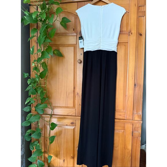 Lauren Ralph Lauren Wide Leg Jumpsuit Surplice Bodice SZ 4 NWT - Picture 7 of 16
